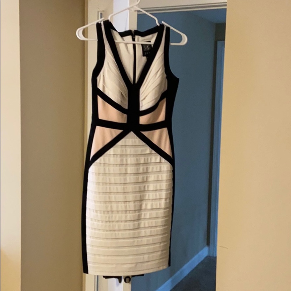 Sleeveless color block sheath dress